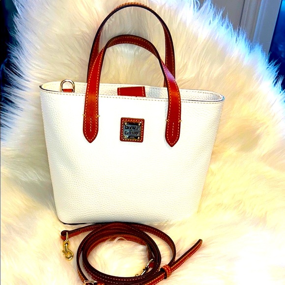 NWOT Dooney & Bourke White and Brown Crossbody Bag - Picture 1 of 16